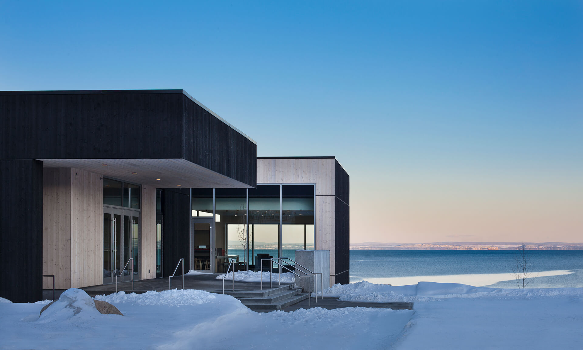 Laure-Conan library and city hall in La Malbaie - Circum Architecture