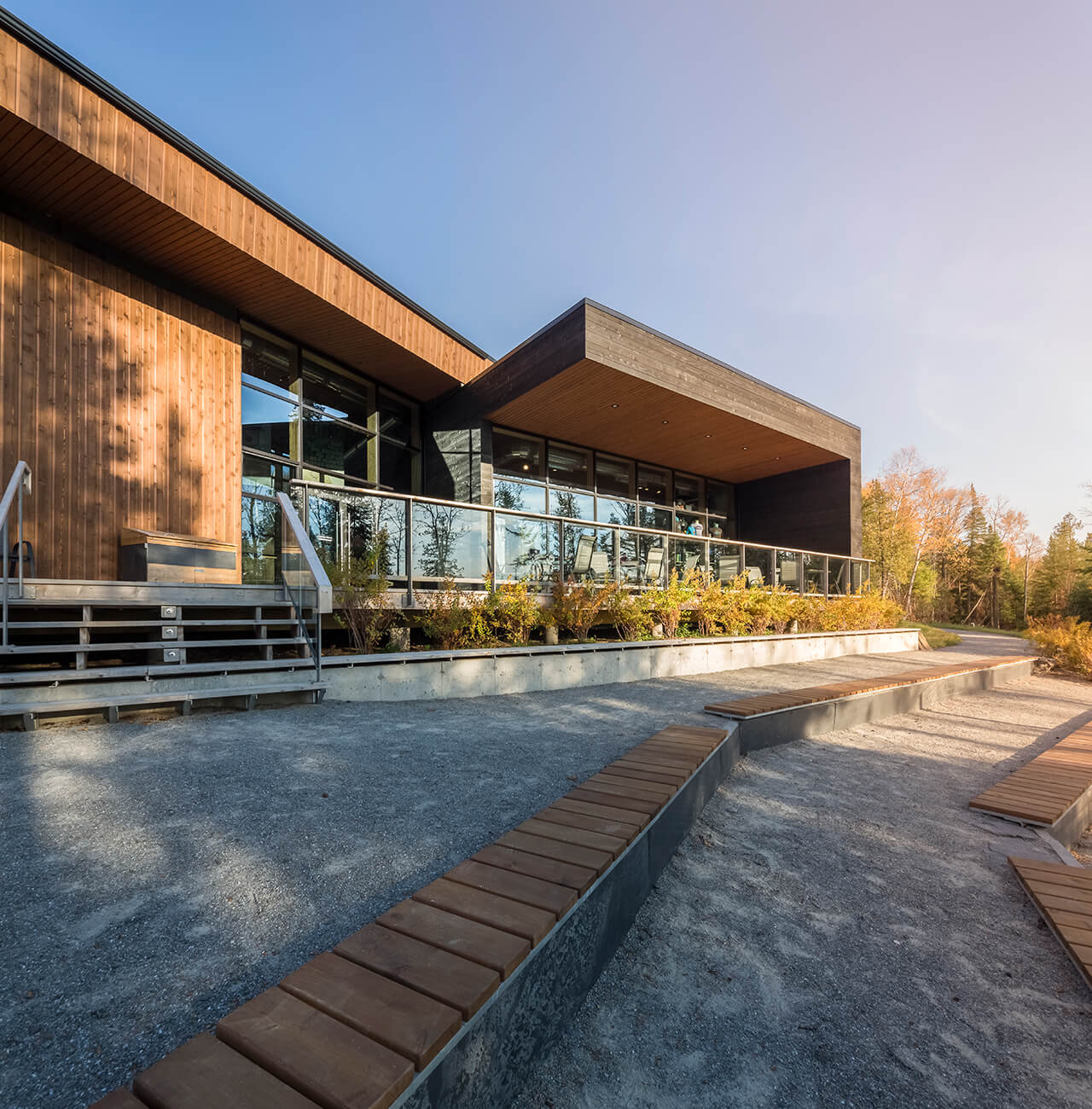 Parc National du Lac Témiscouata discovery and visitors centre - Circum Architecture