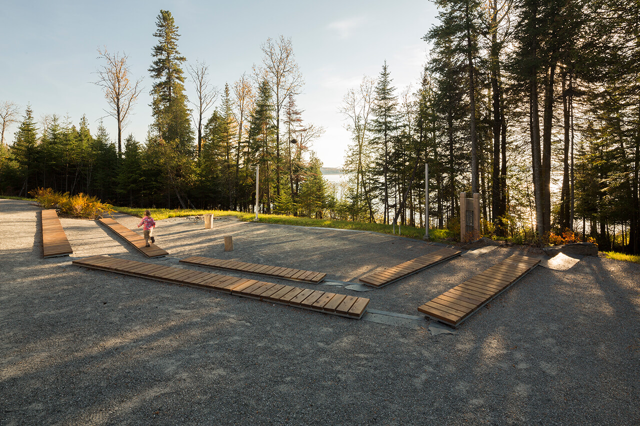 Parc National du Lac Témiscouata discovery and visitors centre - Circum Architecture