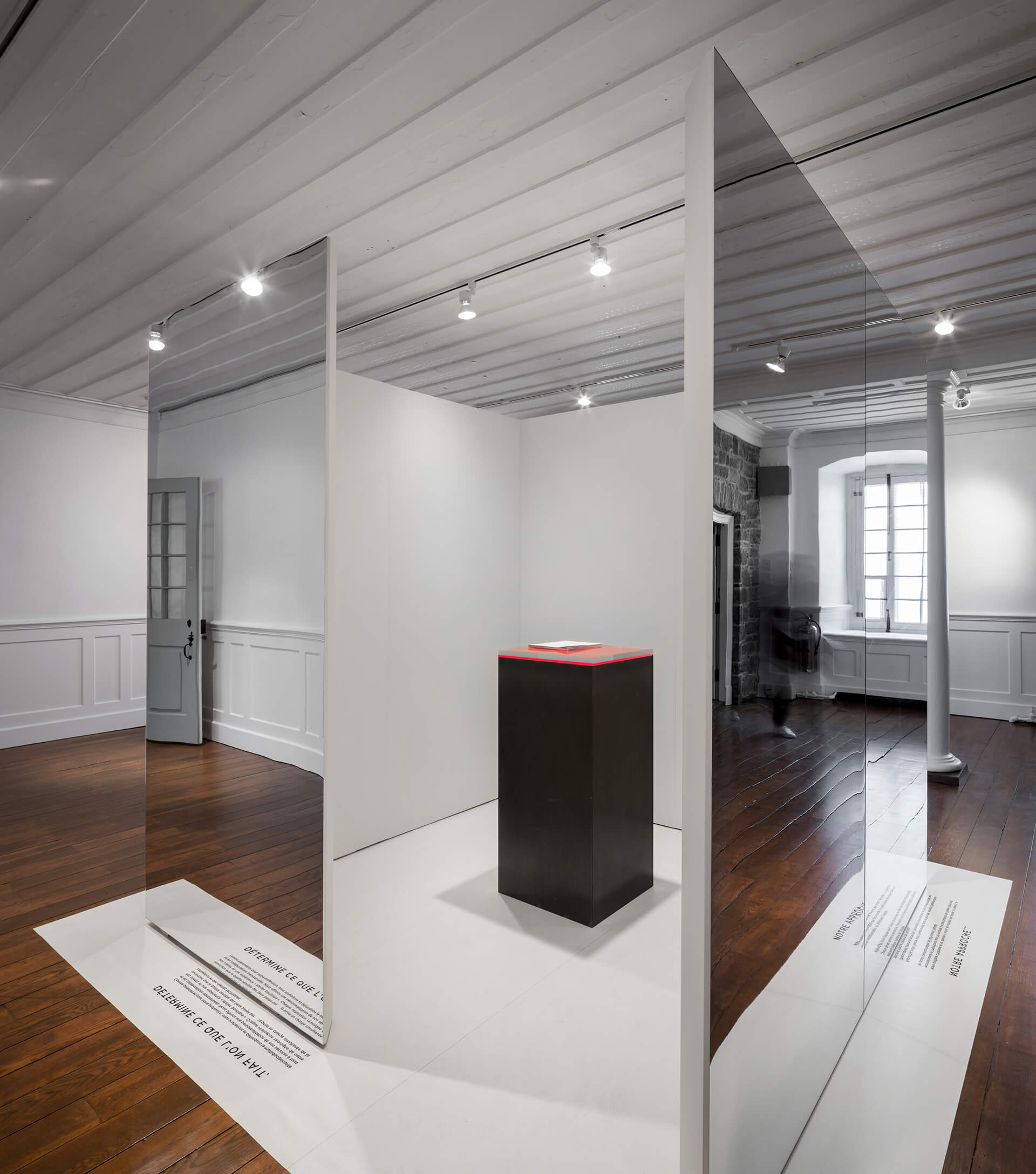 Derrière le miroir - Circum Architecture