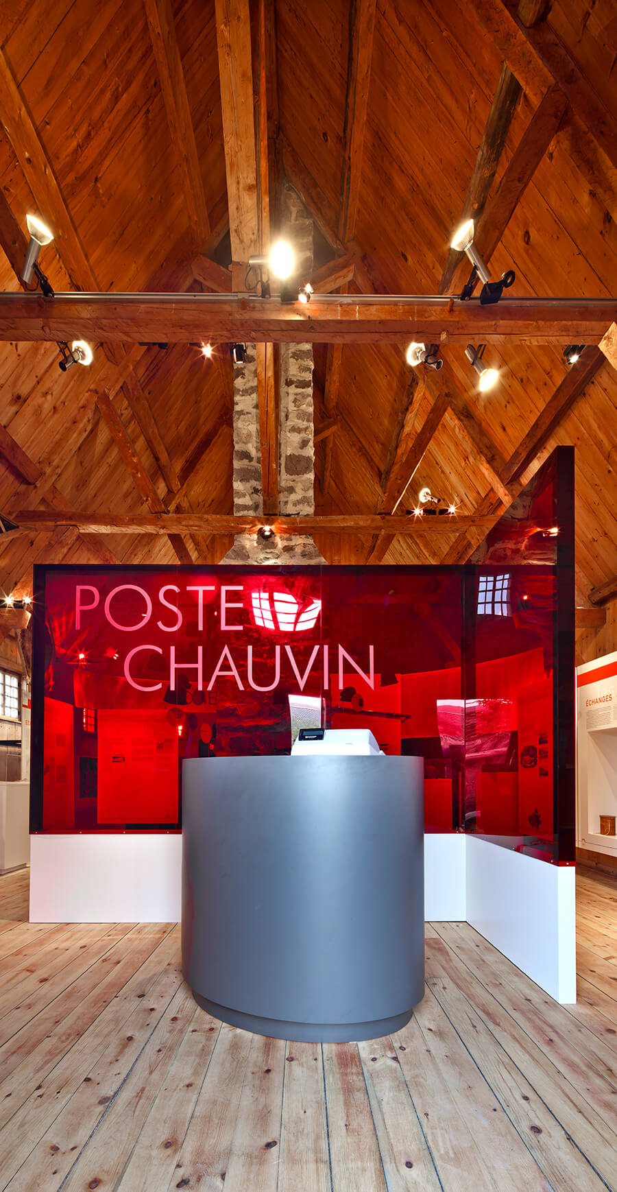 Tous au poste ! - Circum Architecture
